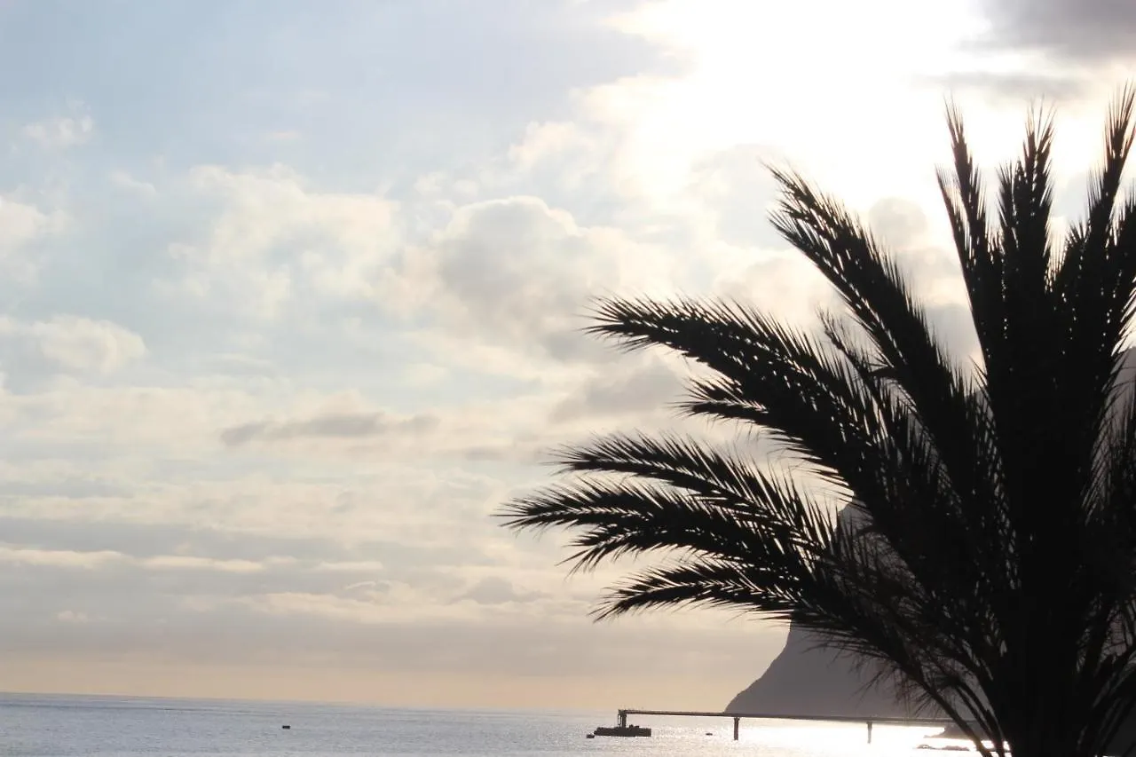 Apartment Relaxing Seaside Stay Atlanticgardensbeach-Com Funchal